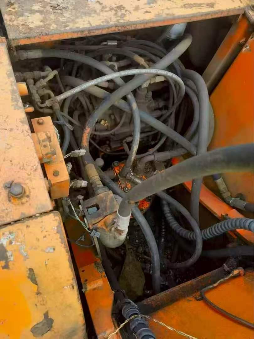 Buy Doosan DH150-7 Used Excavator / 5 Buy Doosan DH150-7 Used Excavator / 5
