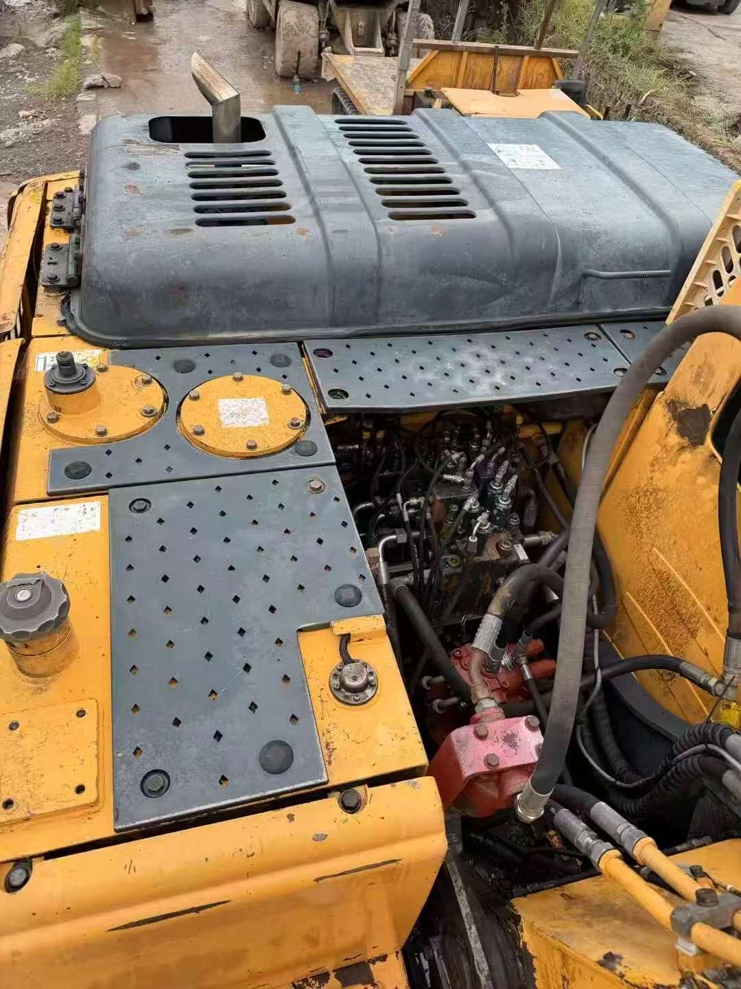 Buy Hyundai R150-7 Used Excavator / 3 Buy Hyundai R150-7 Used Excavator / 3