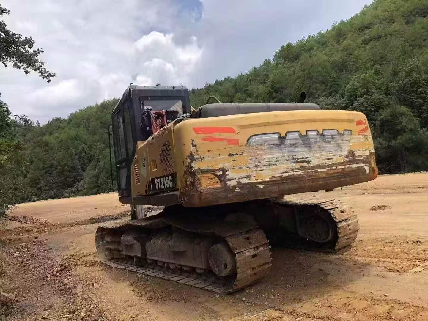 Buy Sany SY215C-8 Used Excavator / 3 Buy Sany SY215C-8 Used Excavator / 3