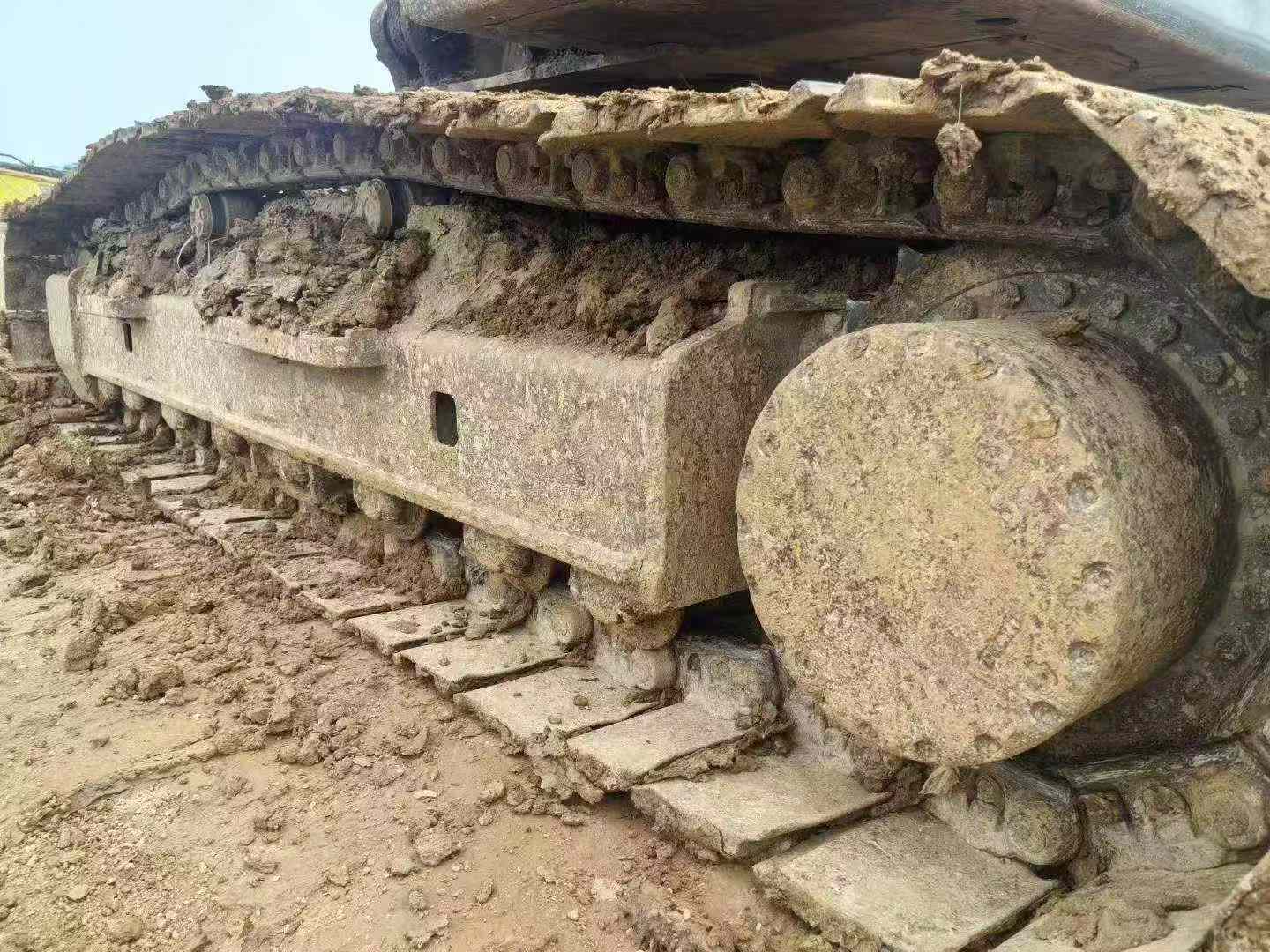 Buy Kobelco SK210-6 Used Excavator / 5