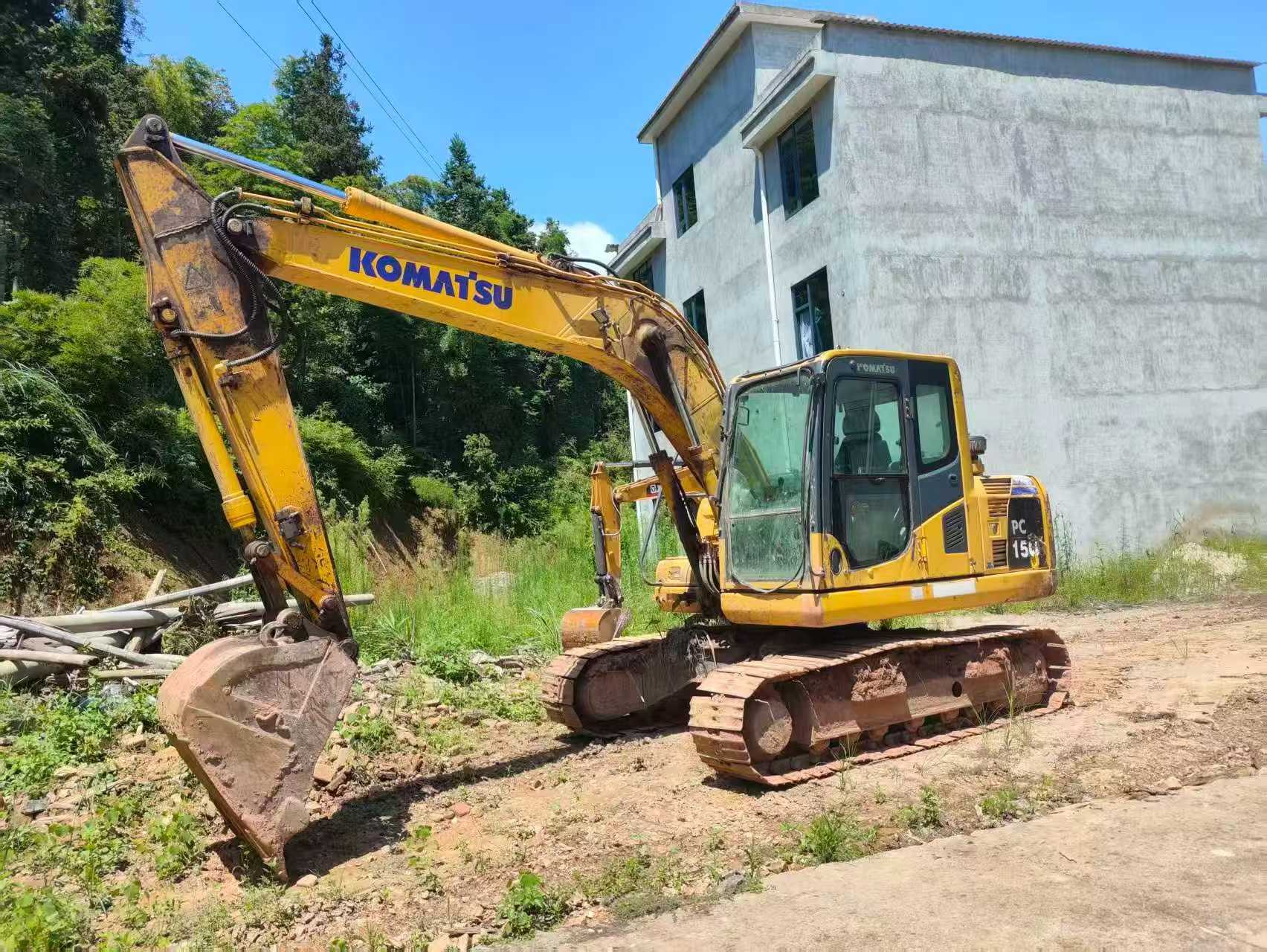 Buy Komatsu PC130-8 Used Excavator / 3