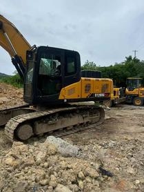 Buy Sany SY200C Used Excavator / 9 Buy Sany SY200C Used Excavator / 9