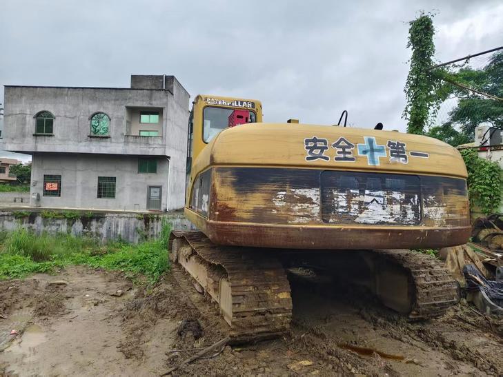 Buy Caterpillar 320A Used Excavator / 1