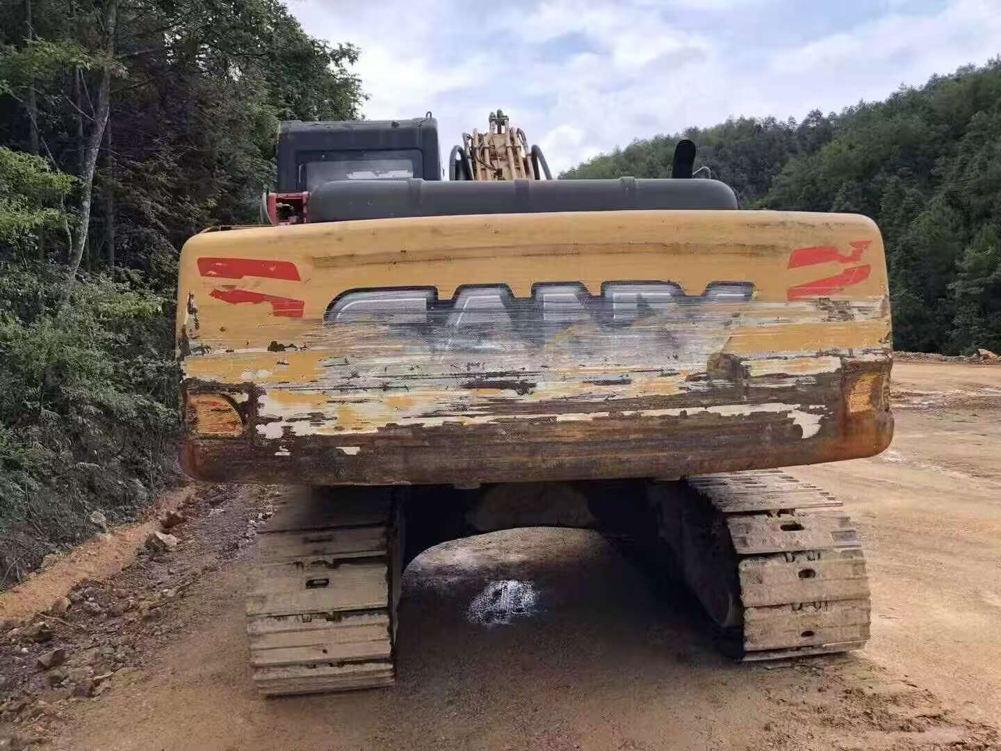 Buy Sany SY215C-8 Used Excavator / 2 Buy Sany SY215C-8 Used Excavator / 2