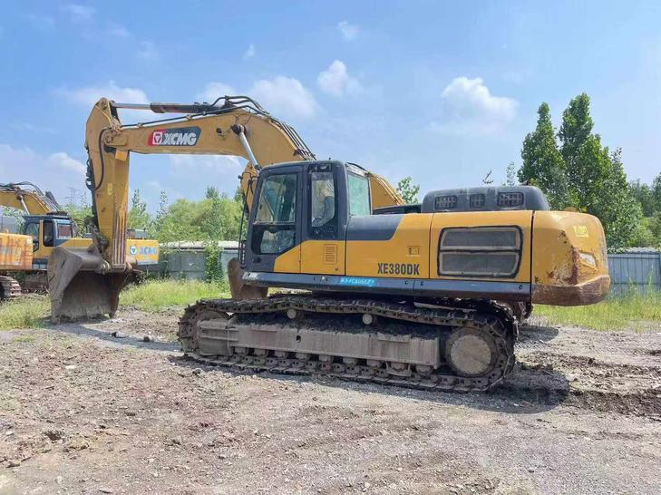 Buy XCMG ZL30E Used Excavator / 1
