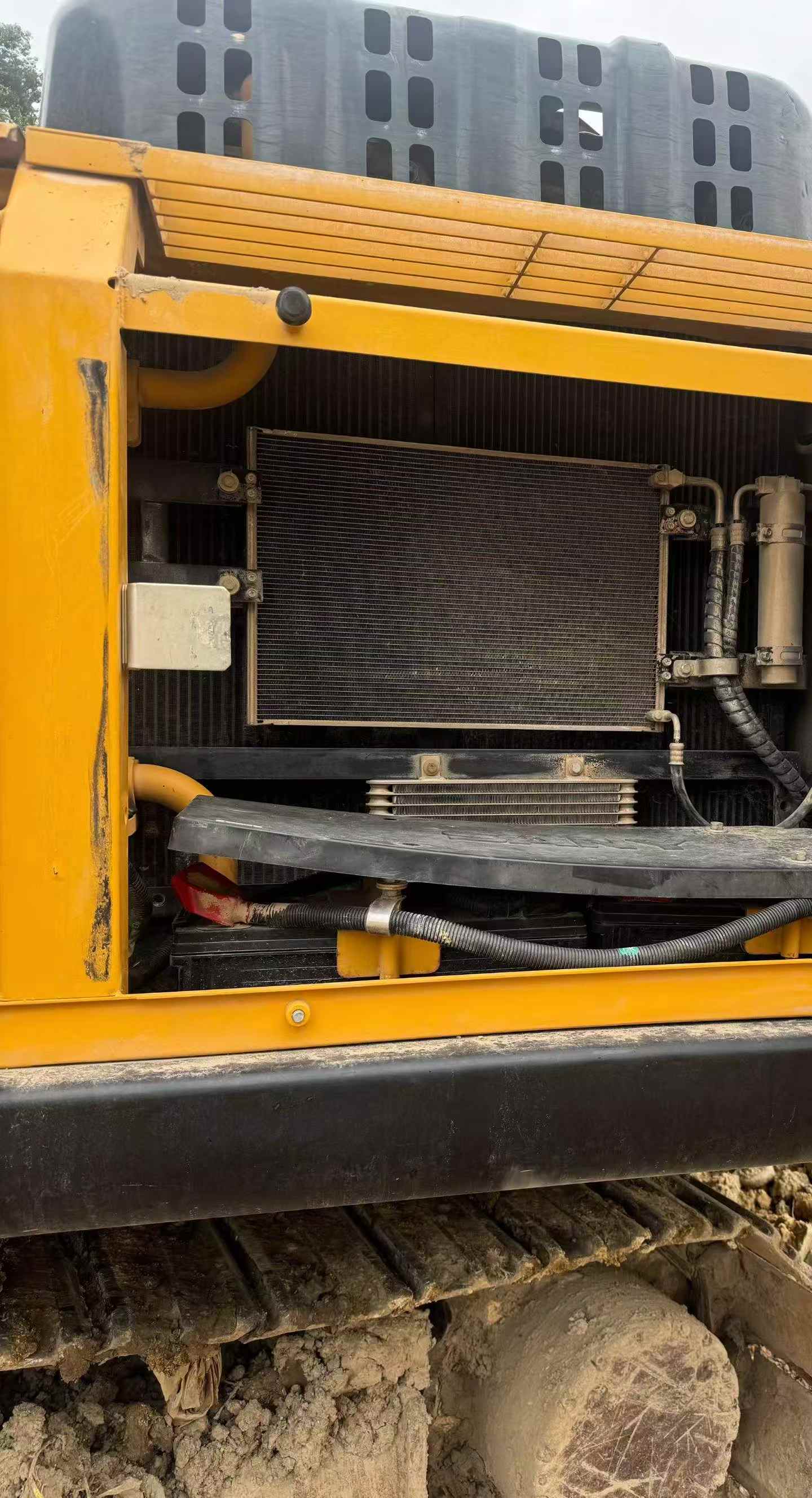 Buy Sany SY200C Used Excavator / 6 Buy Sany SY200C Used Excavator / 6