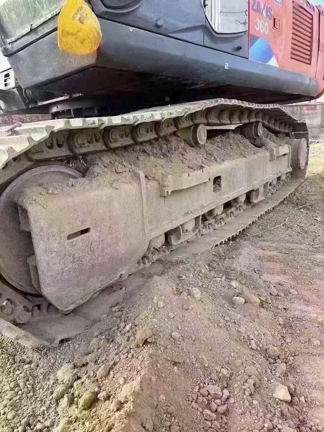 Buy Hitachi EX270 Used Excavator / 8 Buy Hitachi EX270 Used Excavator / 8