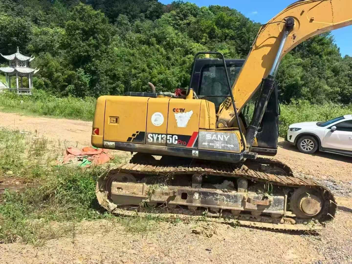 Buy Sany SY135 Used Excavator / 1