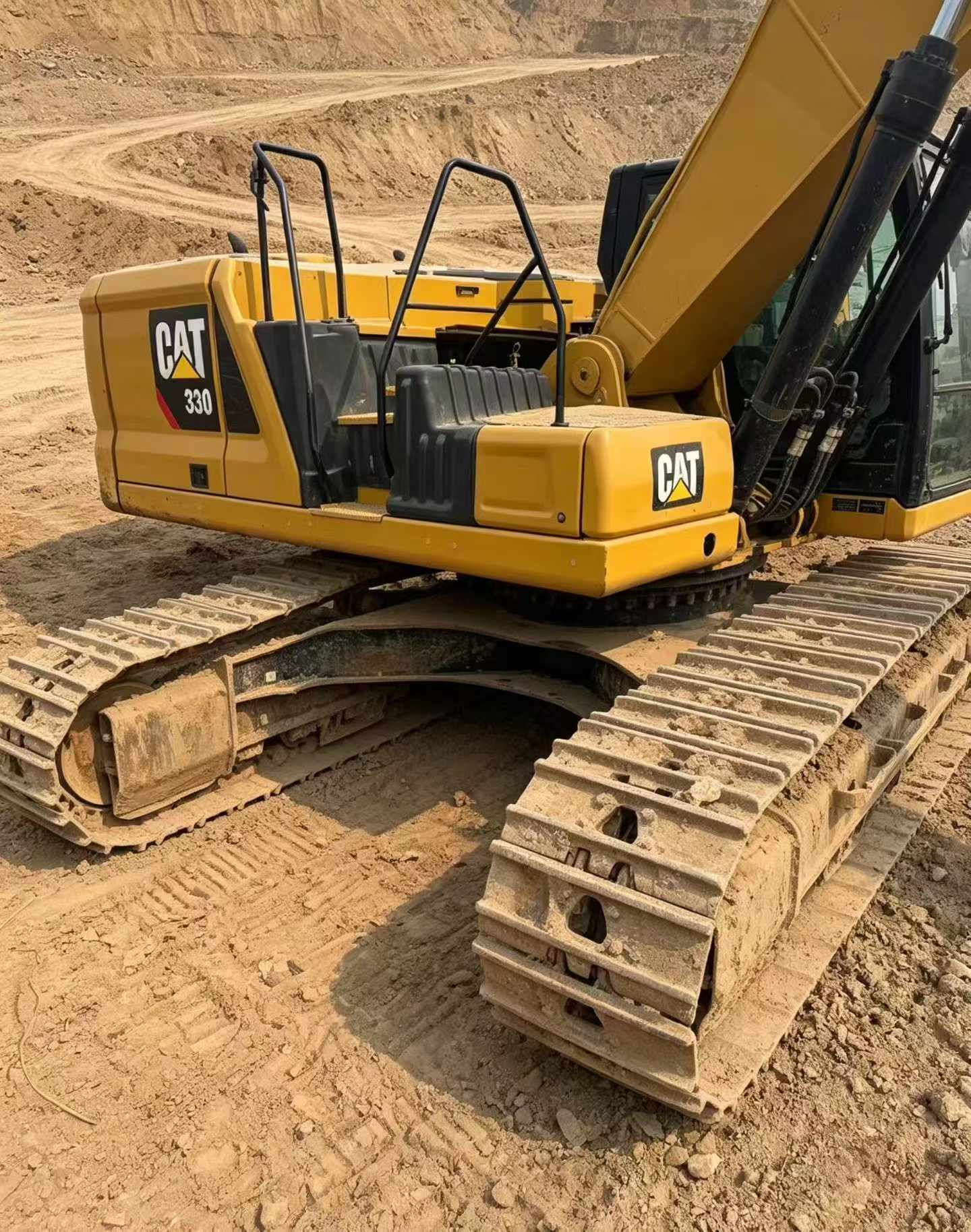 Buy Caterpillar 330B Used Excavator / 4
