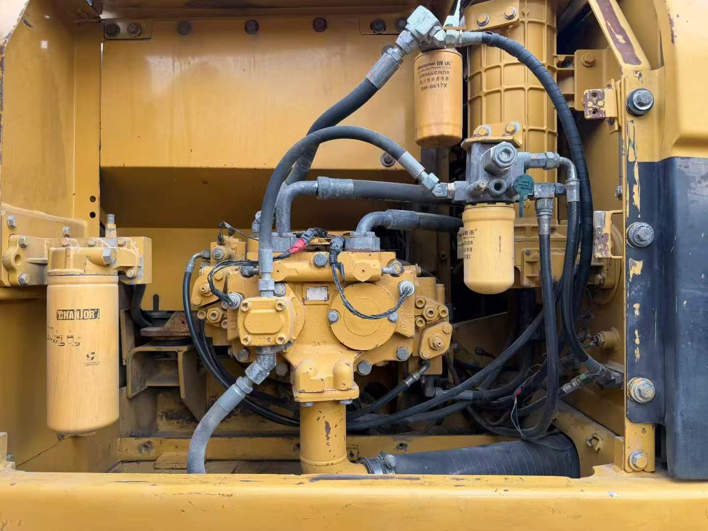 Buy Caterpillar 320D Used Excavator / 6