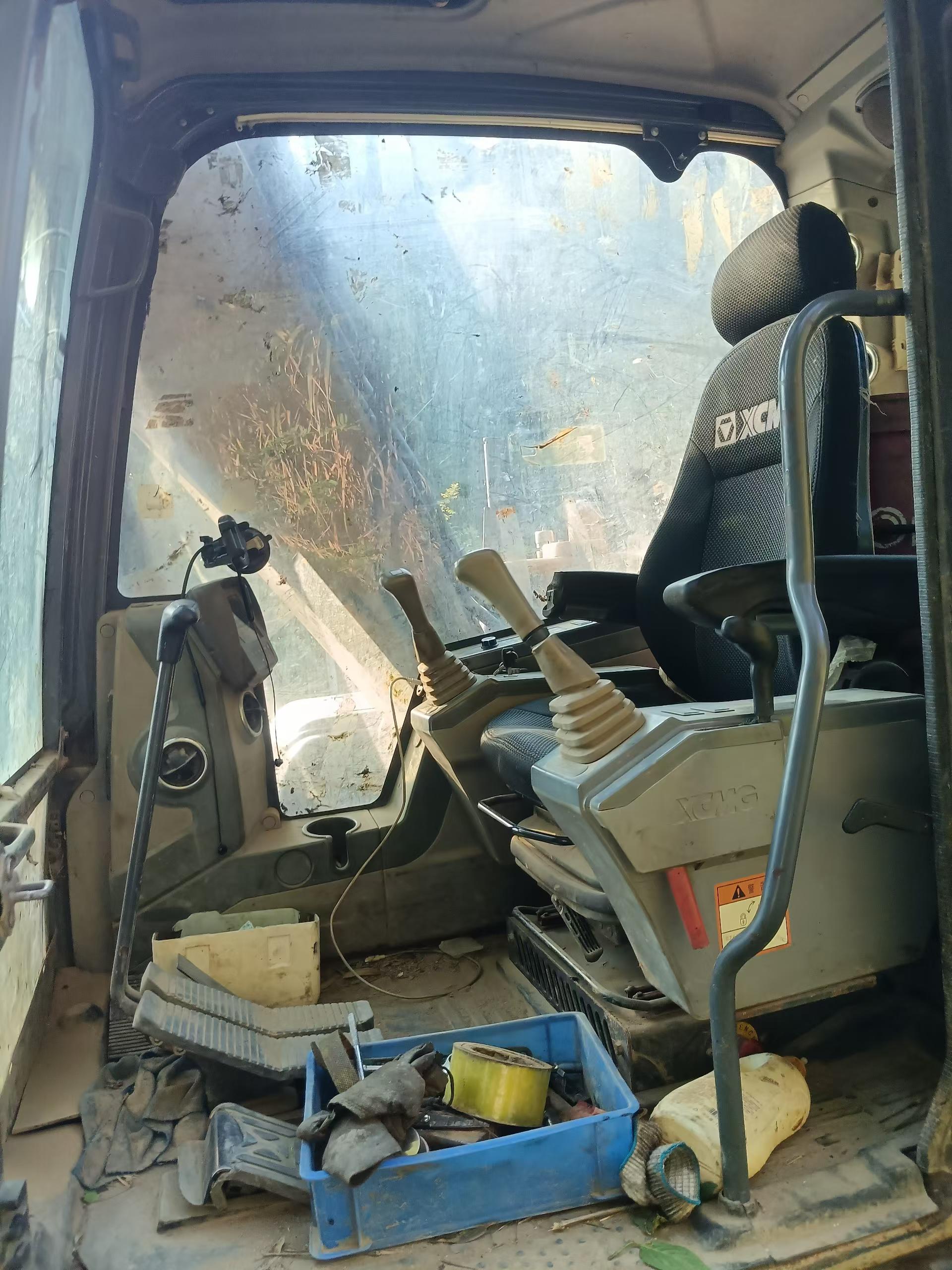 Buy XCMG Used Excavator / 9