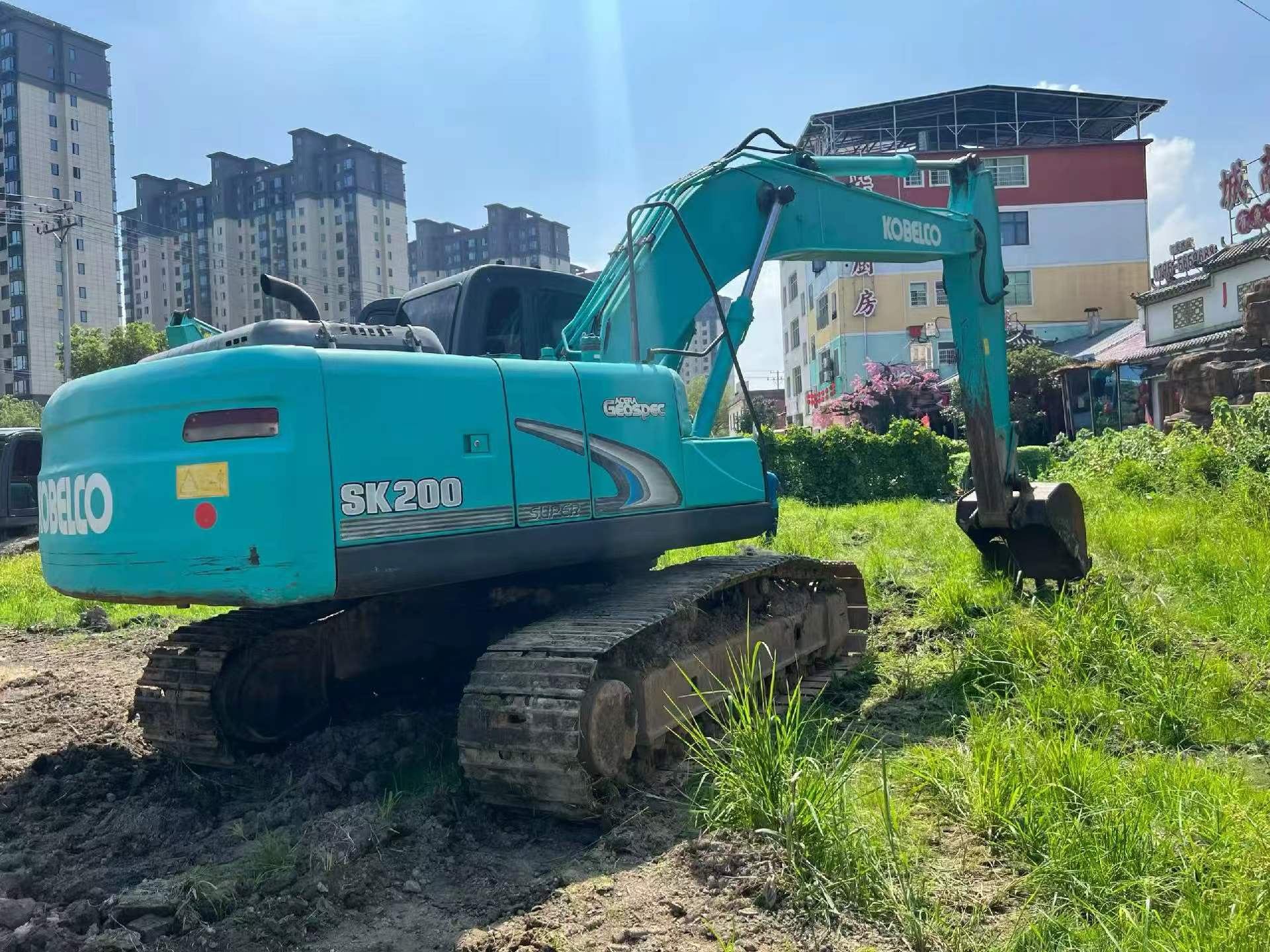 Buy Kobelco SK15SR Used Excavator / 2 Buy Kobelco SK15SR Used Excavator / 2
