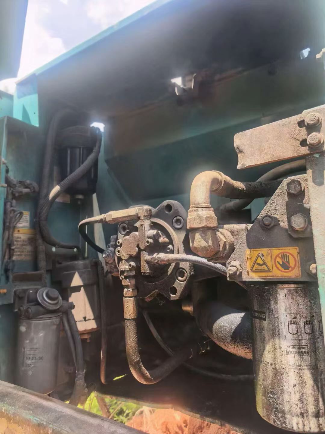 Buy Kobelco SK200-8 Used Excavator / 5