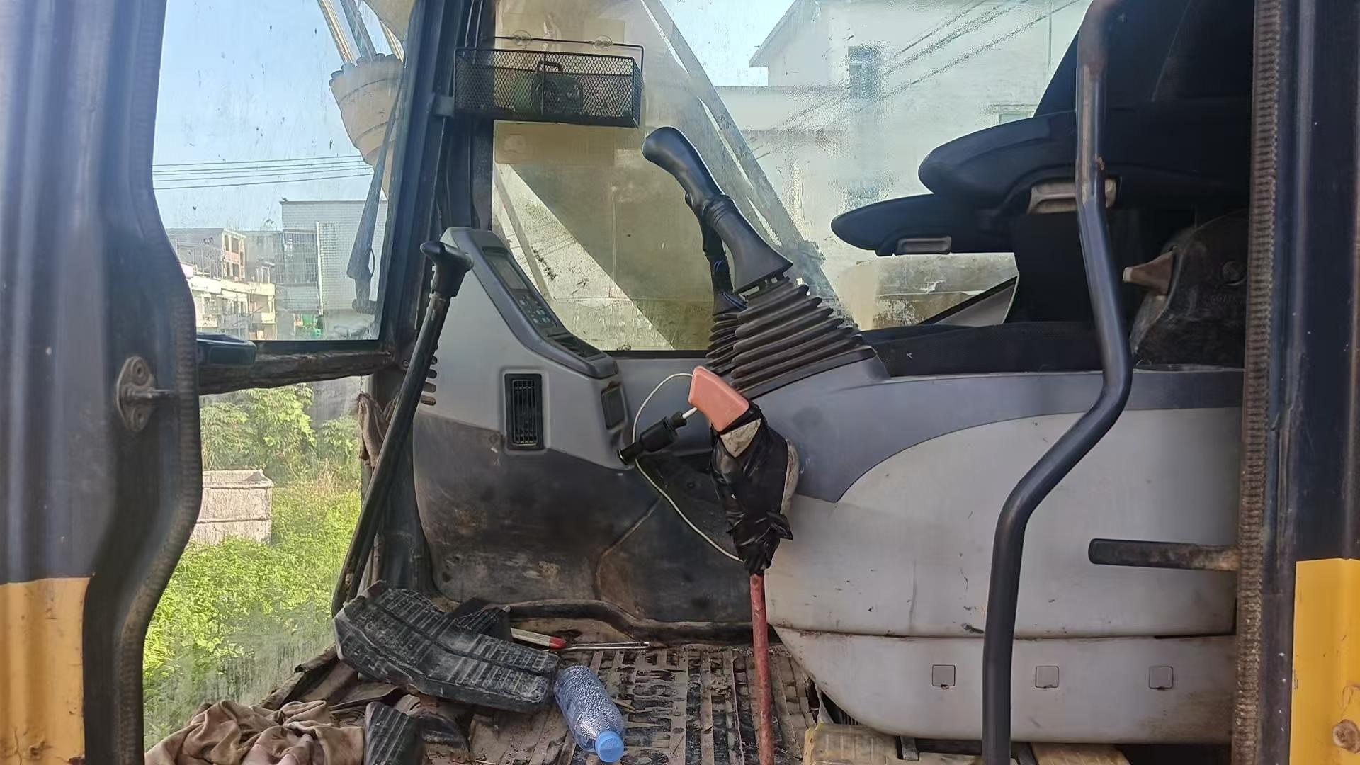 Buy Komatsu PC110-7 Used Excavator / 3 Buy Komatsu PC110-7 Used Excavator / 3