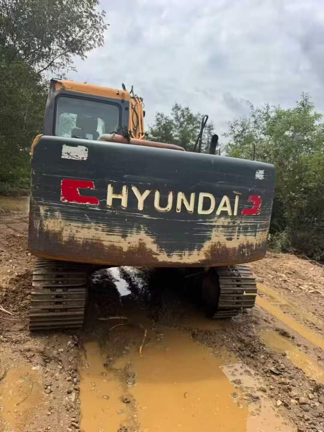 Buy Hyundai R110VS Used Excavator / 2