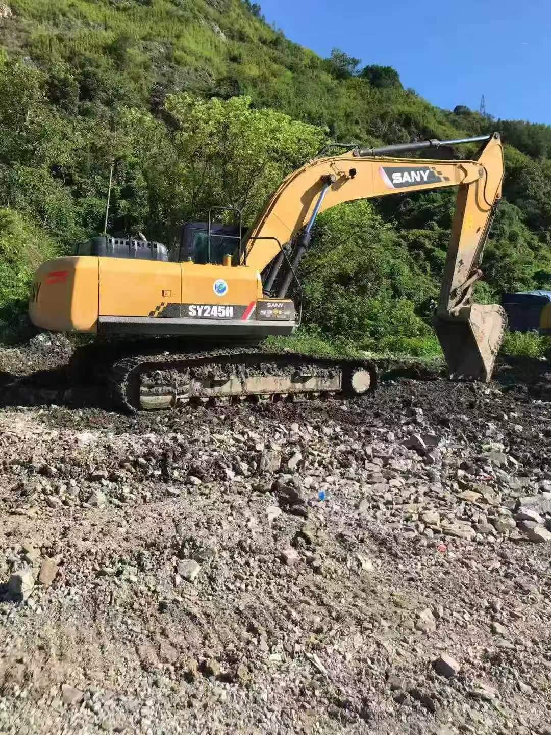 Buy Sany SY245H Used Excavator / 2 Buy Sany SY245H Used Excavator / 2