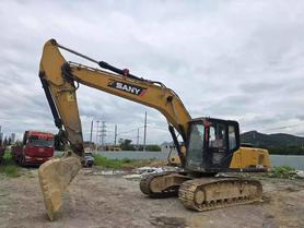 Buy Sany SY205C-8 Used Excavator / 3 Buy Sany SY205C-8 Used Excavator / 3
