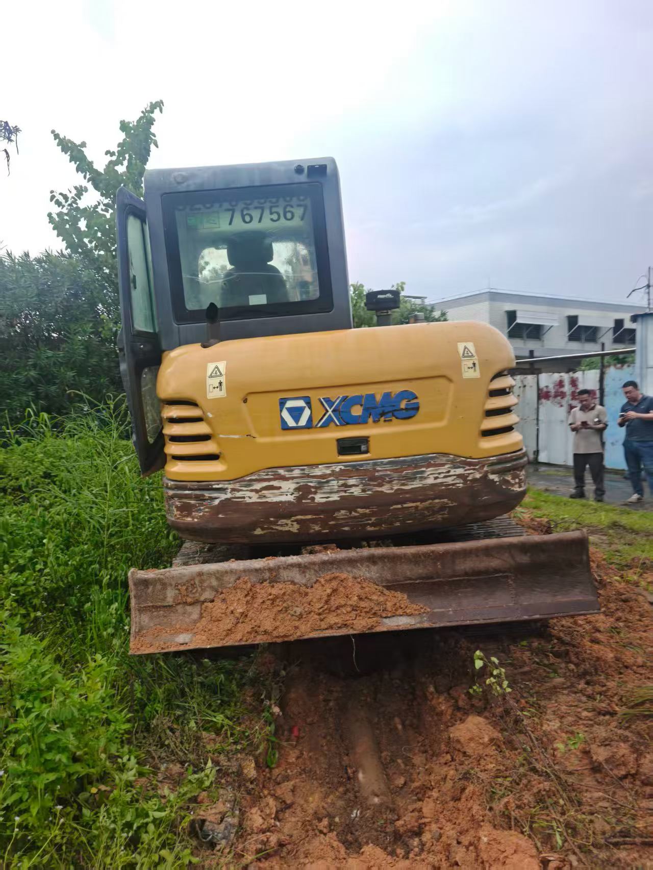 Buy XCMG LW60G Used Excavator / 2 Buy XCMG LW60G Used Excavator / 2