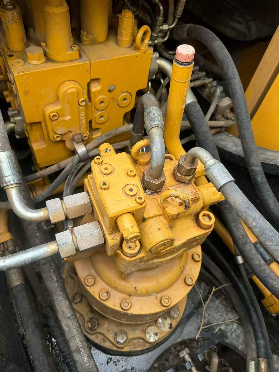 Buy Sany SY200C Used Excavator / 4 Buy Sany SY200C Used Excavator / 4