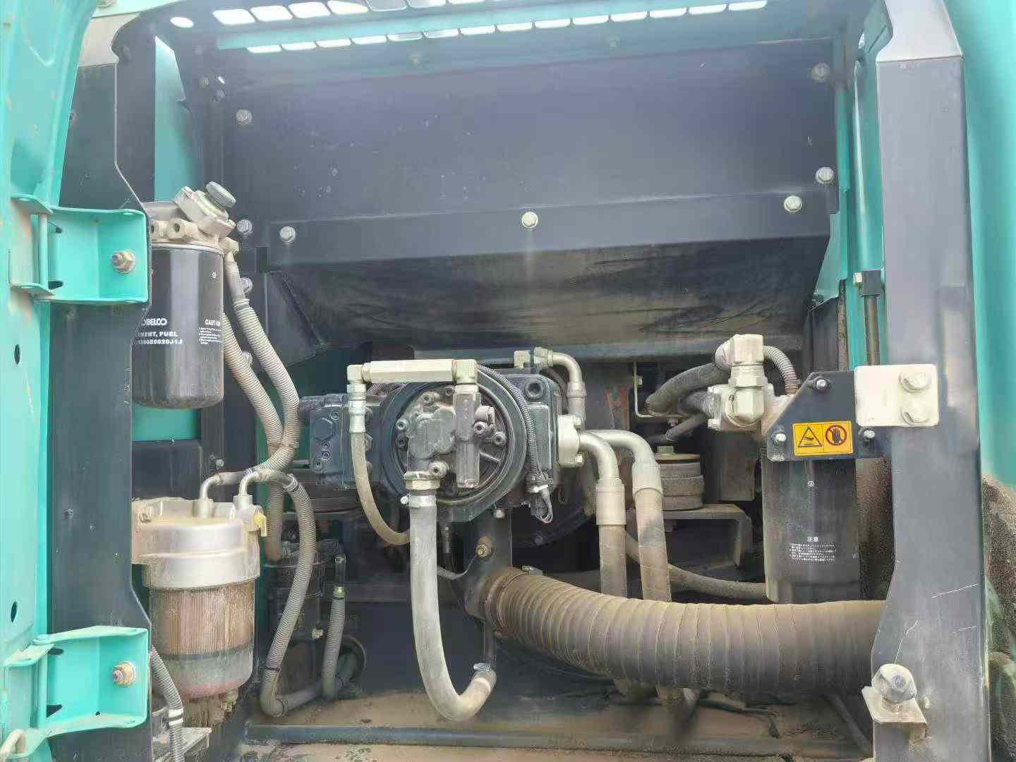 Buy Kobelco SK210-6 Used Excavator / 9