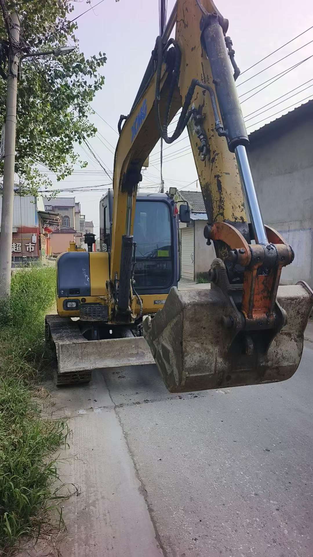 Buy XCMG LW60G Used Excavator / 4