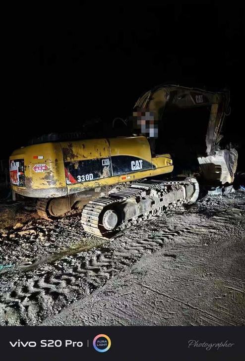 Buy Caterpillar 329D Used Excavator / 1