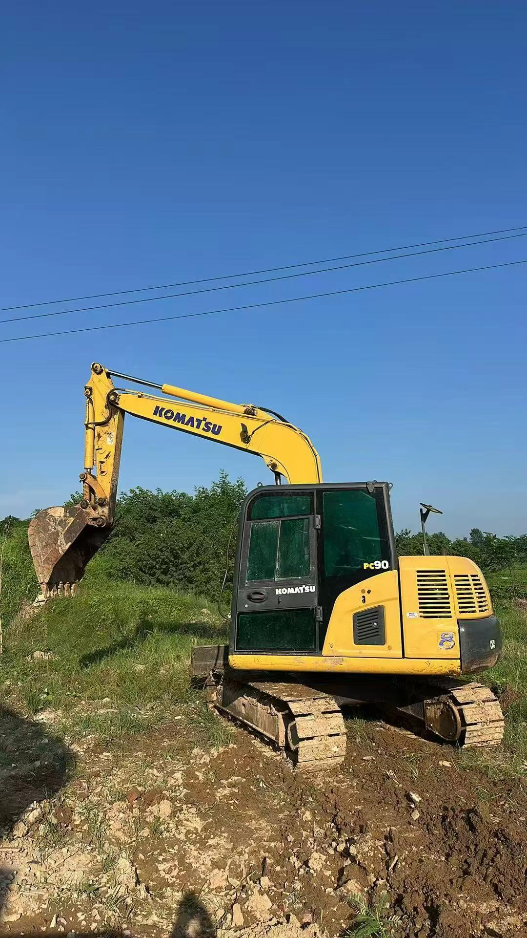 Buy Komatsu PC60-8 Used Excavator / 3