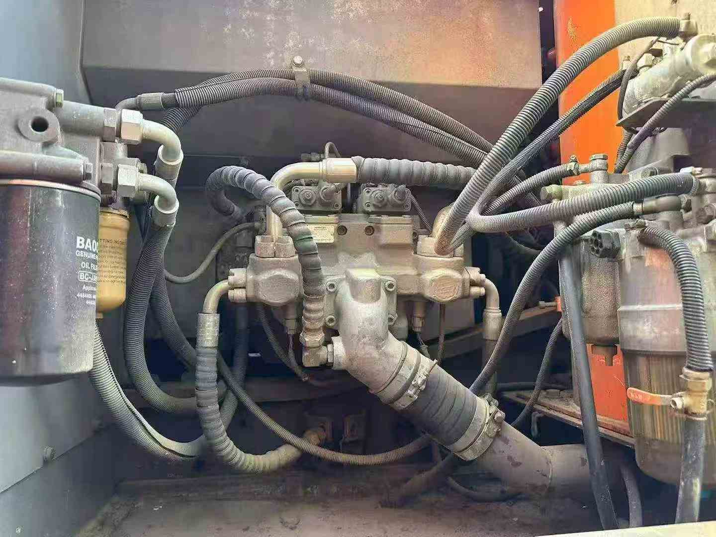 Buy Hitachi EX270 Used Excavator / 7