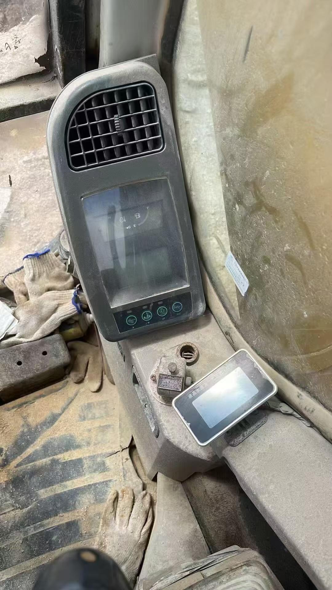 Buy Doosan DH300-7 Used Excavator / 4