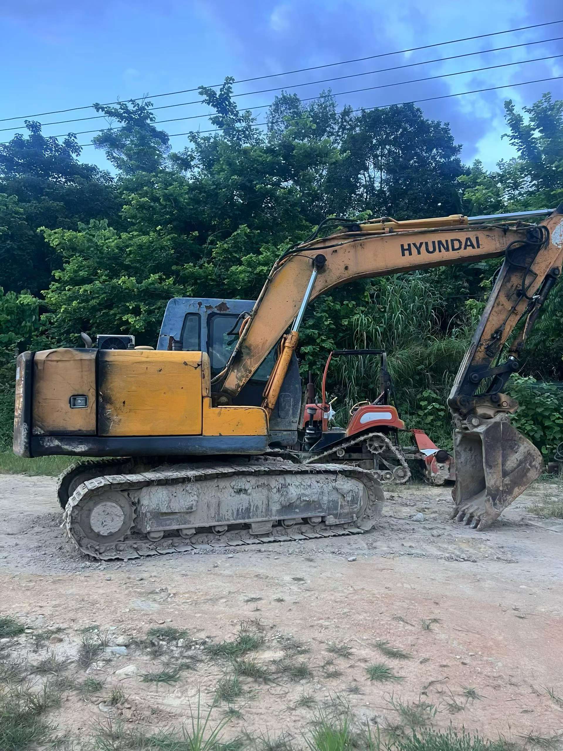 Buy Hyundai R110-7 Used Excavator / 1