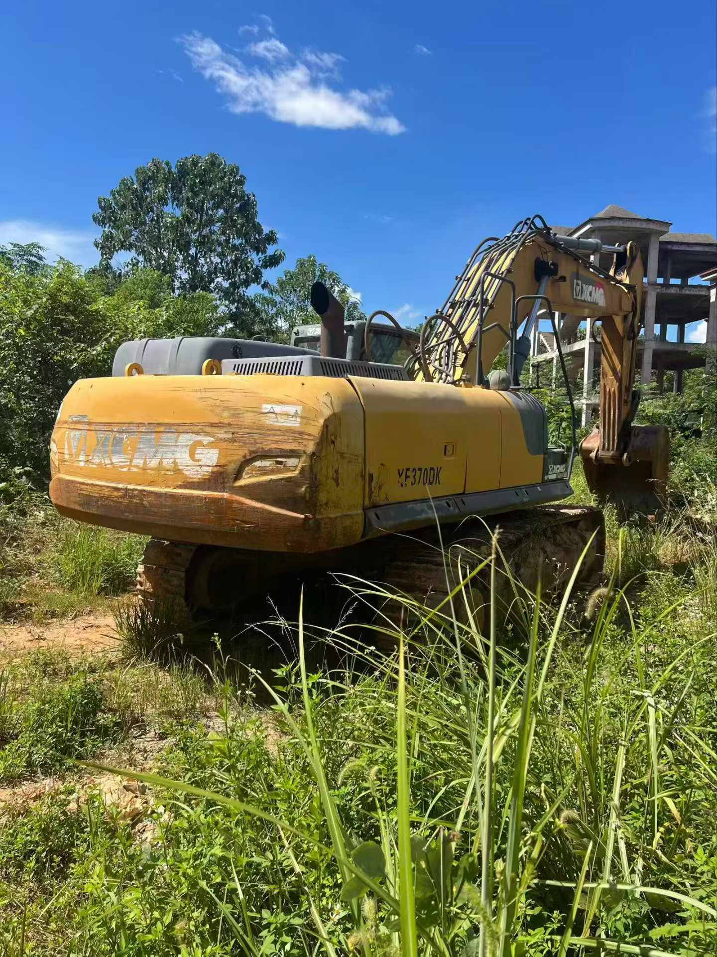 Buy XCMG ZL30E Used Excavator / 3