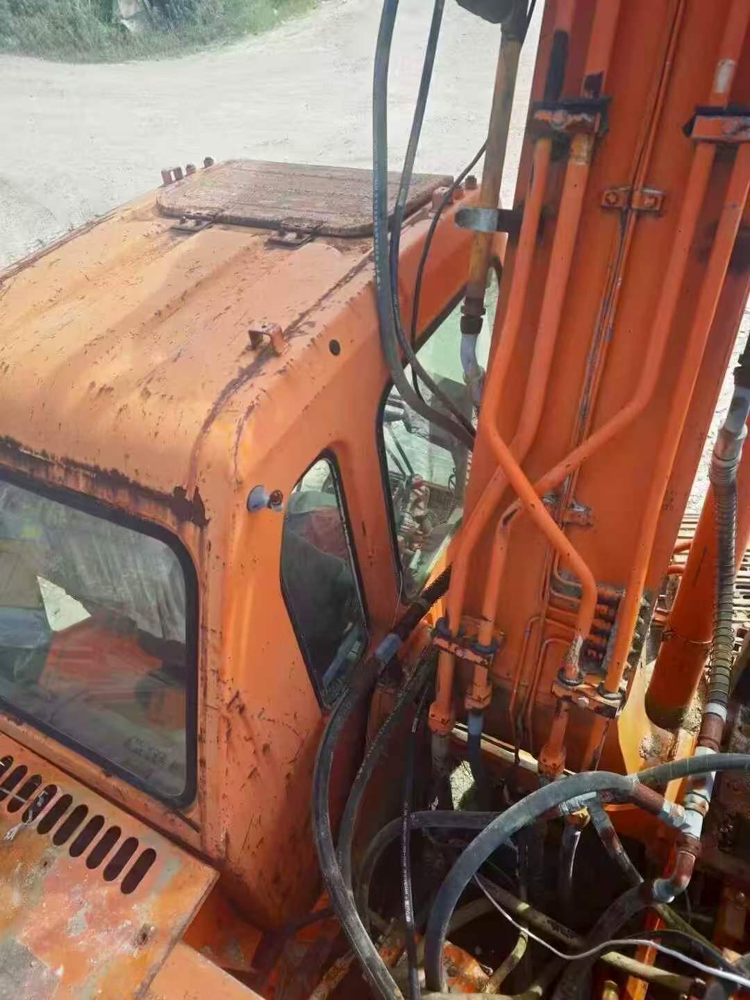 Buy Doosan DH220-7 Used Excavator / 7 Buy Doosan DH220-7 Used Excavator / 7