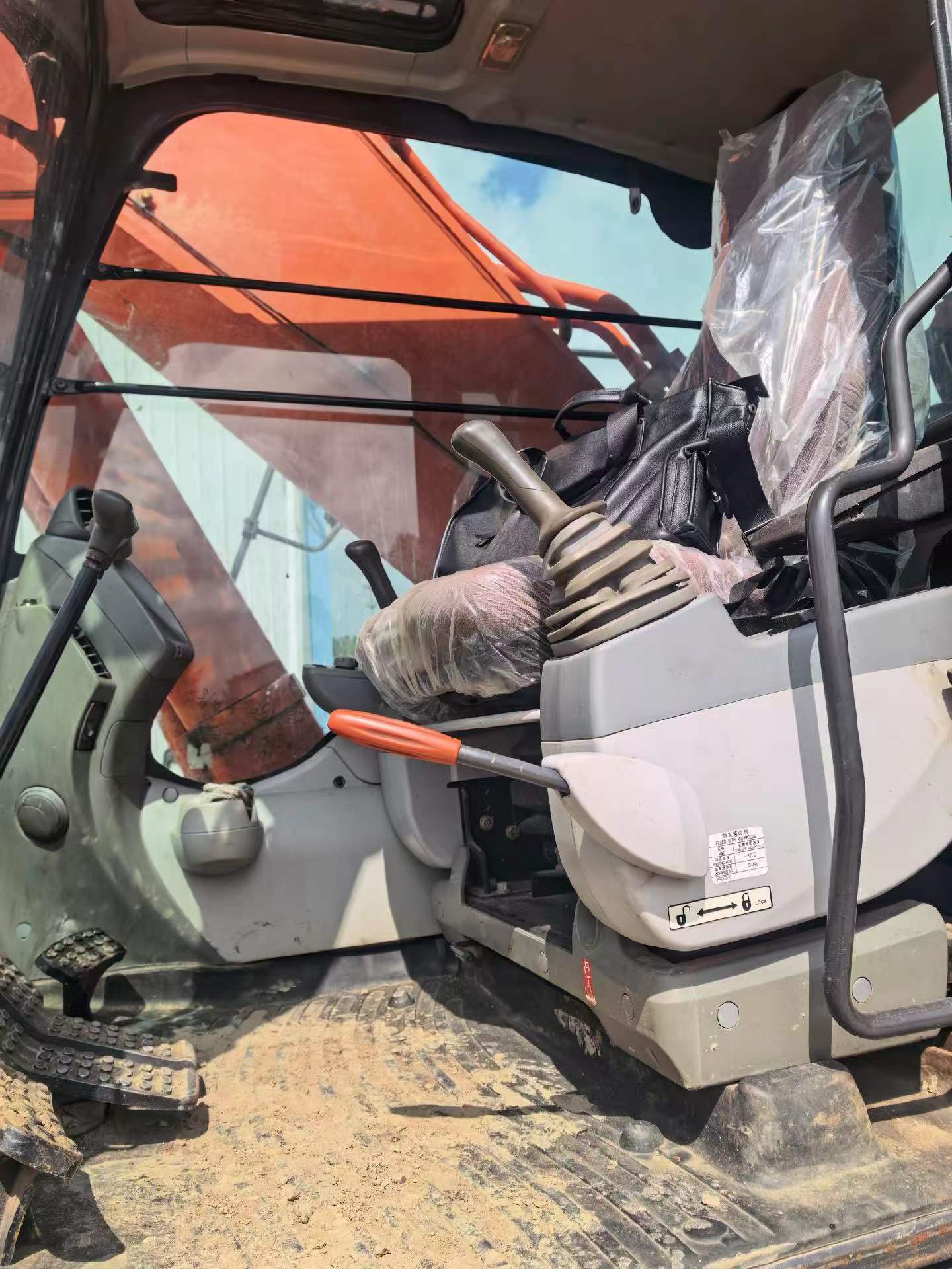 Buy Hitachi ZX490LCH-5A Used Excavator / 9 Buy Hitachi ZX490LCH-5A Used Excavator / 9
