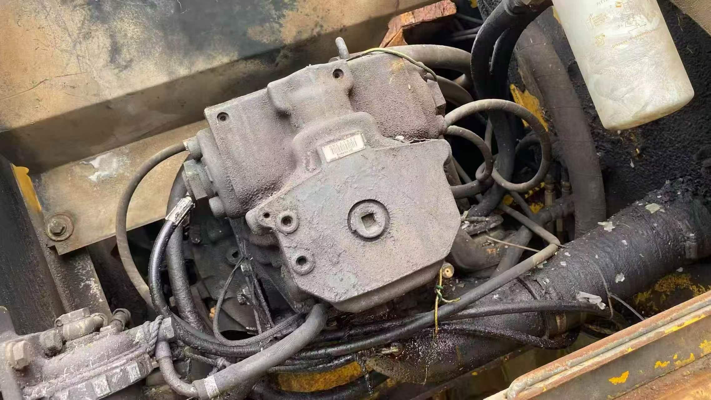 Buy Komatsu PC200-7 Used Excavator / 4 Buy Komatsu PC200-7 Used Excavator / 4