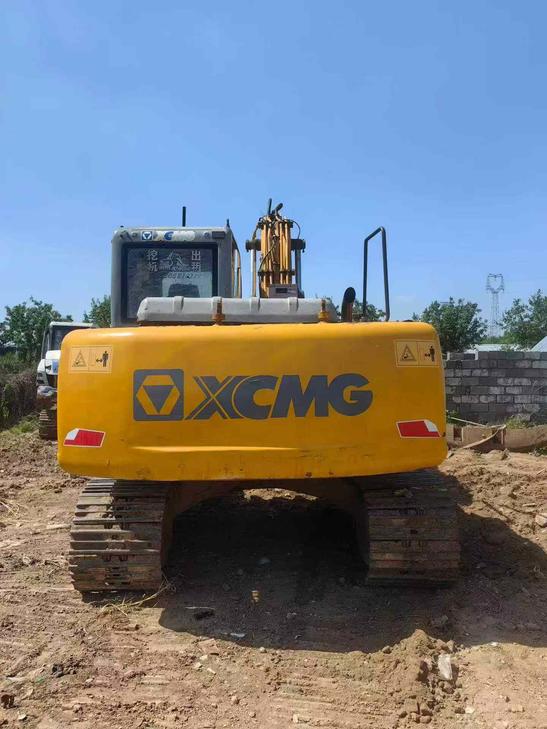 Buy XCMG LW150FV Used Excavator / 1