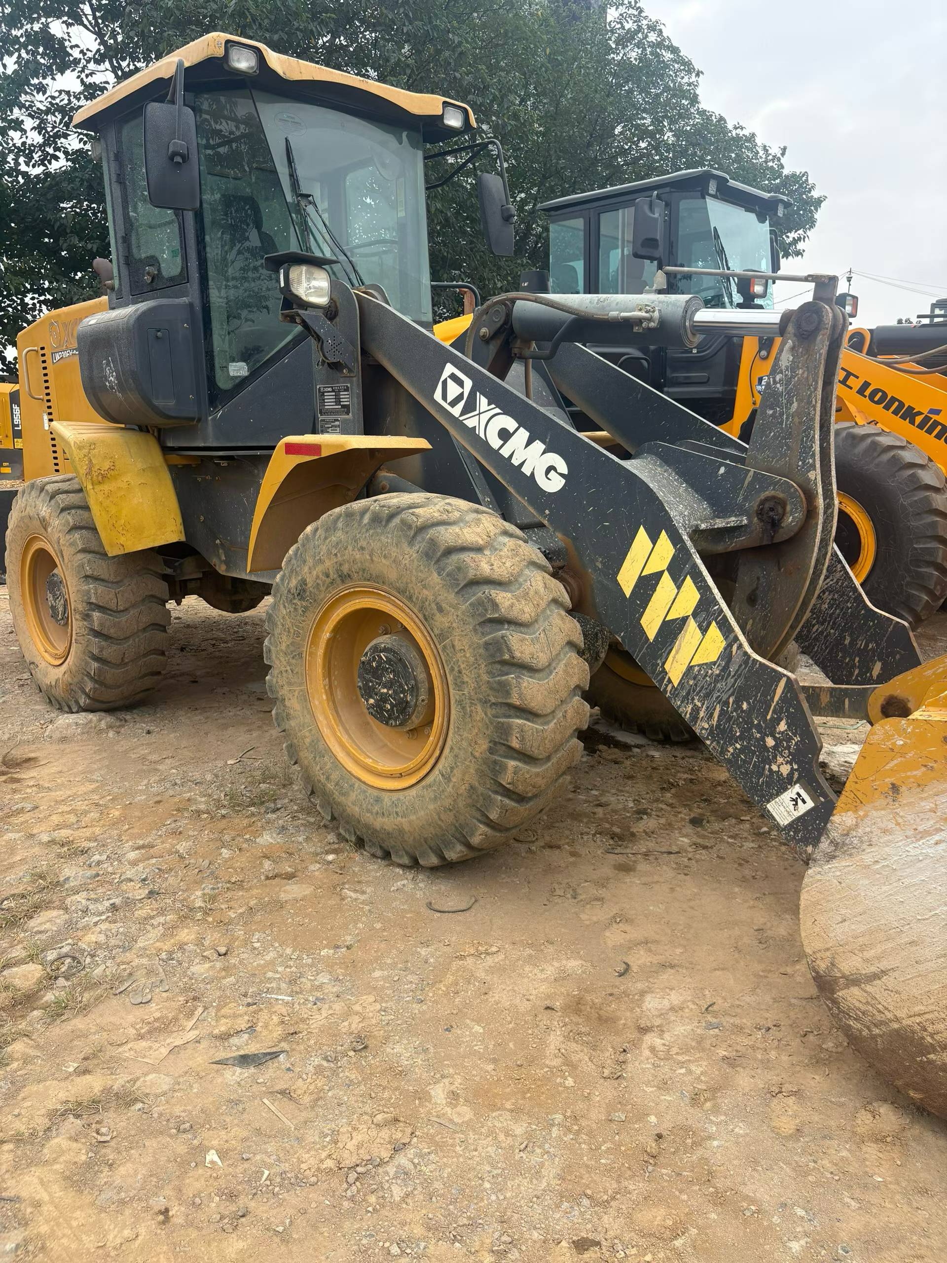 Buy XCMG ZL30E Used Loader / 2 Buy XCMG ZL30E Used Loader / 2