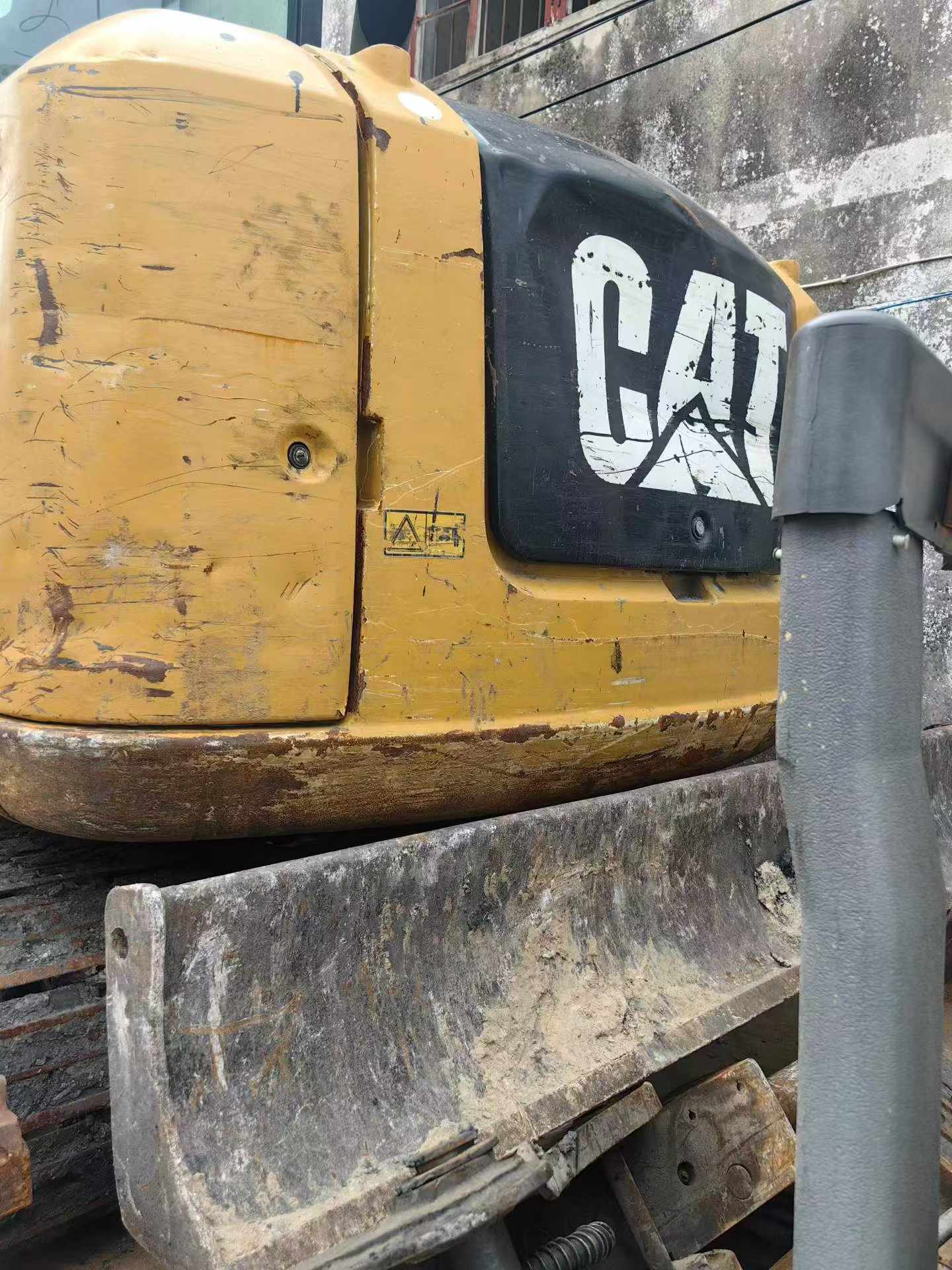 Buy Caterpillar 305B Used Excavator / 5 Buy Caterpillar 305B Used Excavator / 5