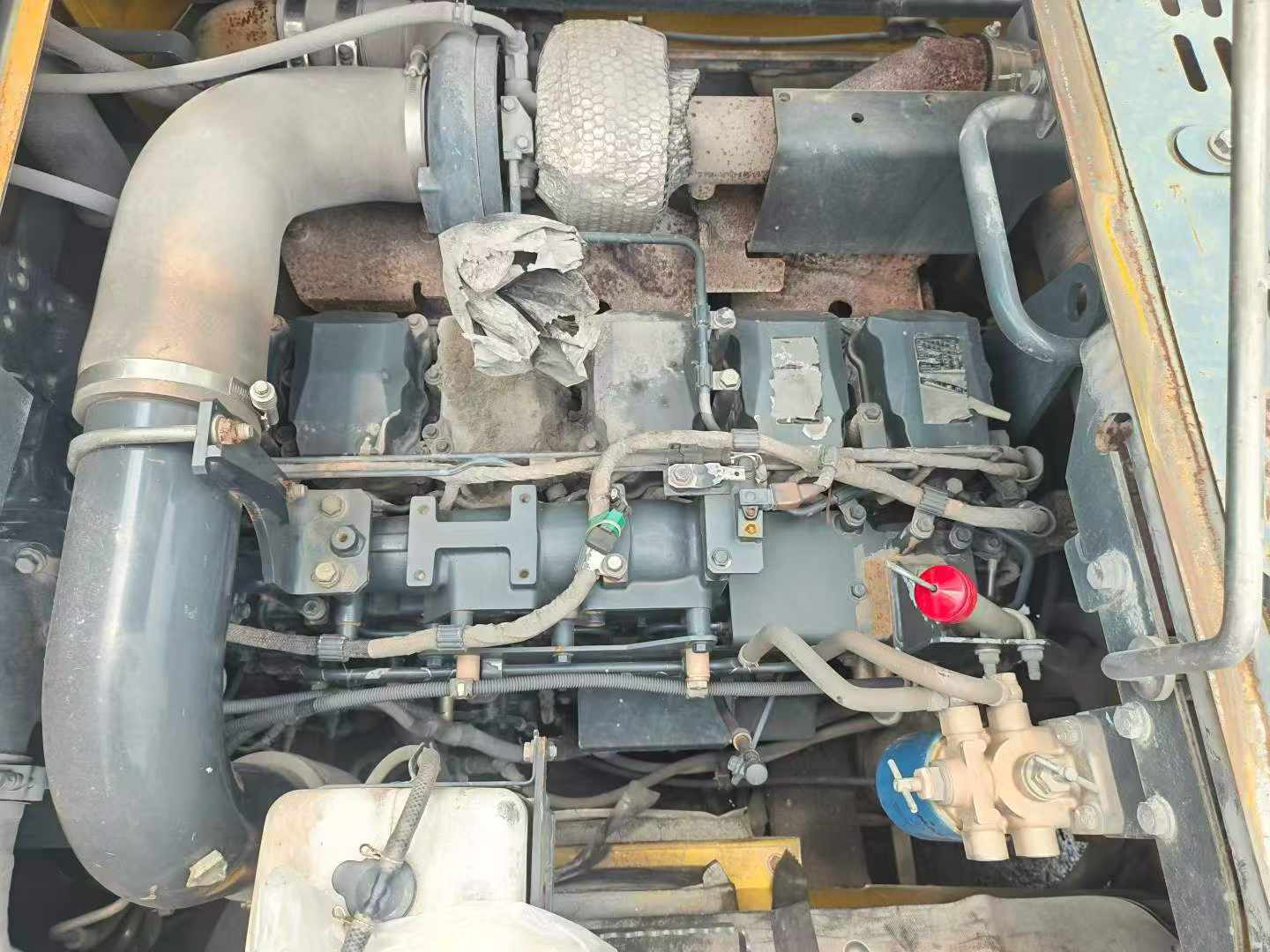 Buy Komatsu WA500-3 Used Excavator / 5