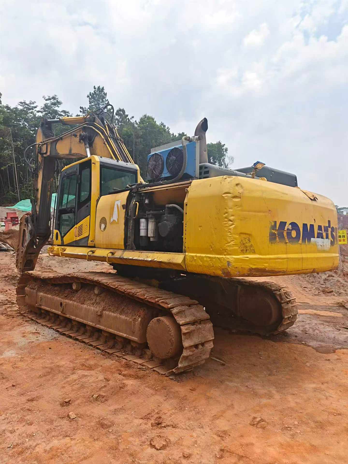 Buy Komatsu WA500-3 Used Excavator / 2