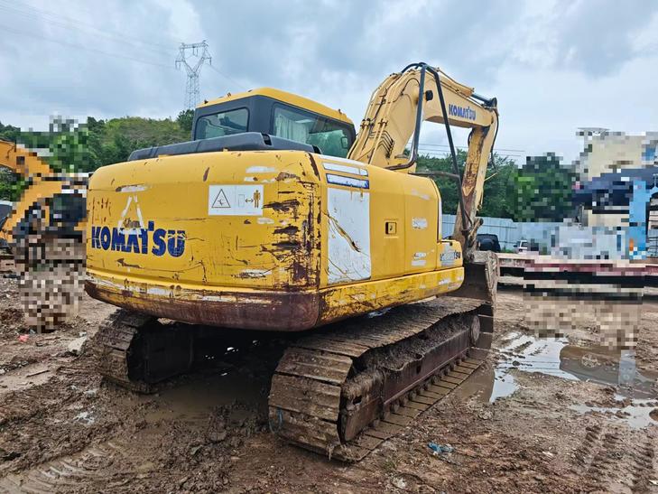 Buy Komatsu PC110-7 Used Excavator / 1