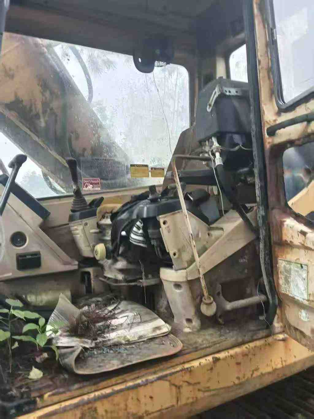 Buy Caterpillar 320A Used Excavator / 8