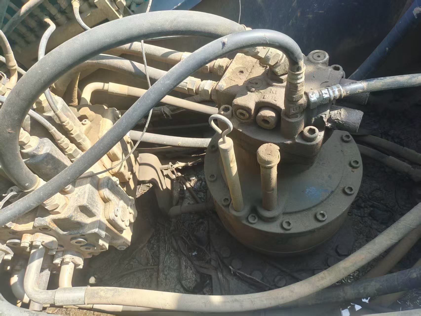 Buy Kobelco SK260 Used Excavator / 3