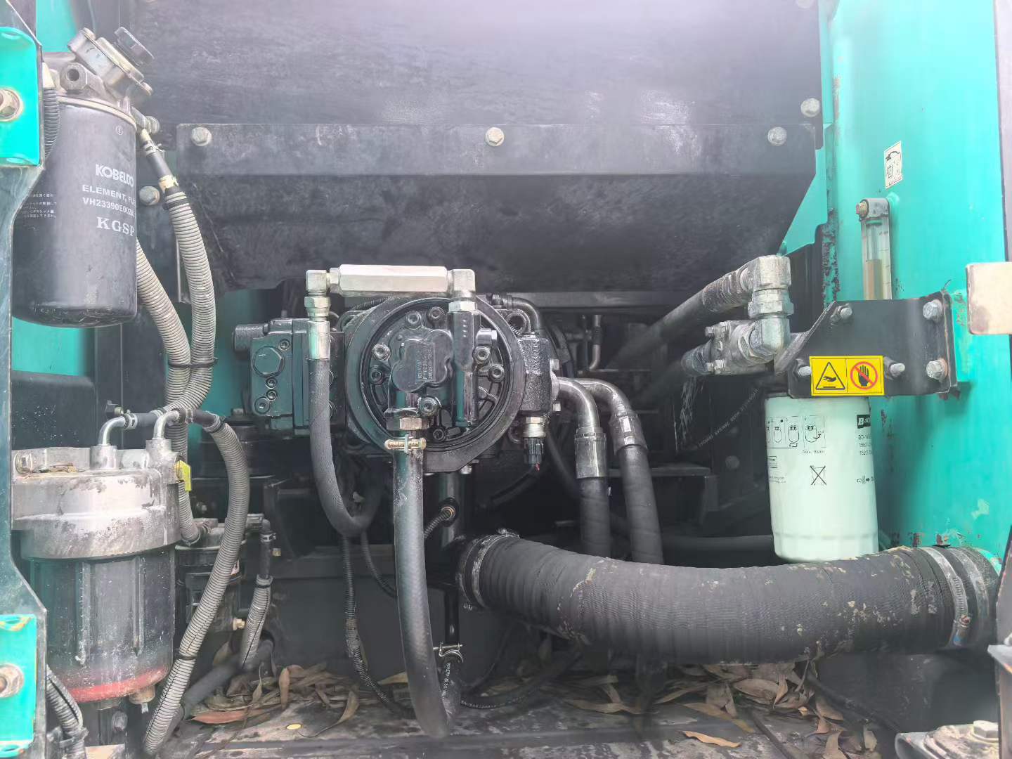 Buy Kobelco SK200-10 Used Excavator / 7