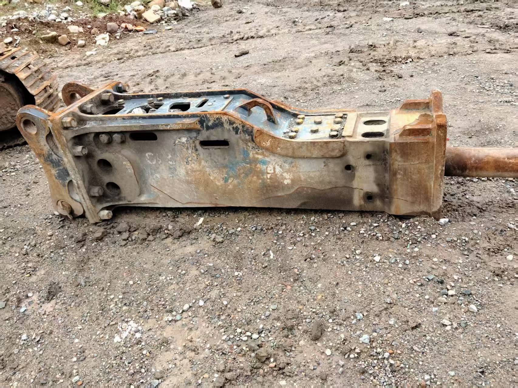 Buy Komatsu Used Excavator / 6