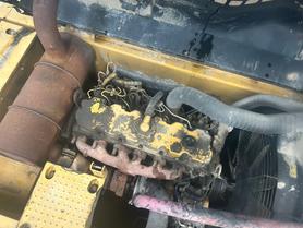 Buy Caterpillar E70B Used Excavator / 3 Buy Caterpillar E70B Used Excavator / 3