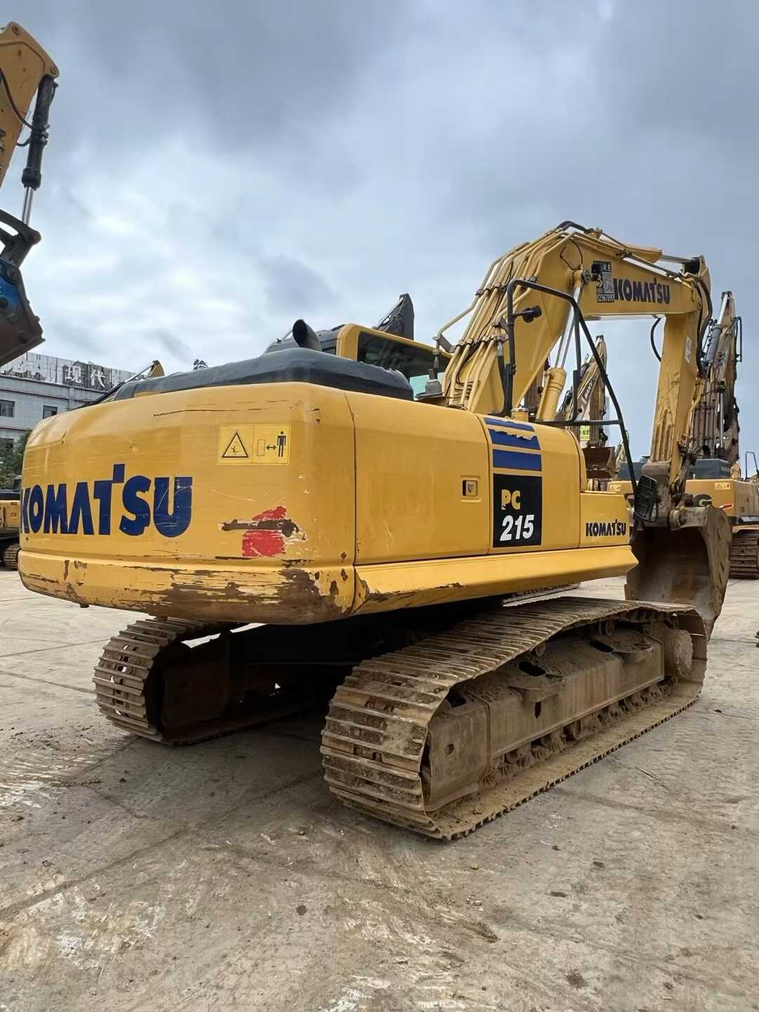 Buy Komatsu HB215LC-1 Used Excavator / 4