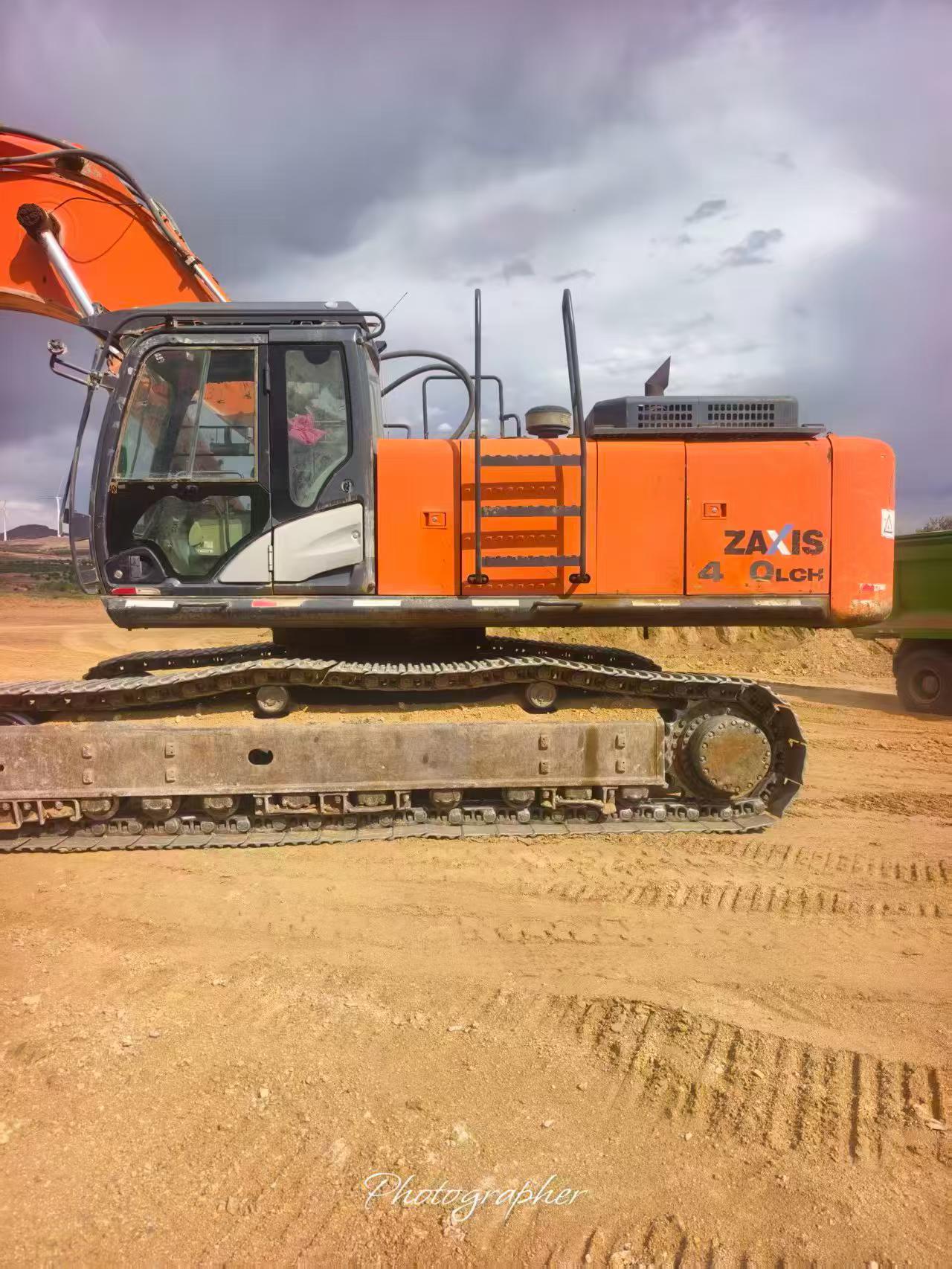 Buy Hitachi ZX470H-3 Used Excavator / 3