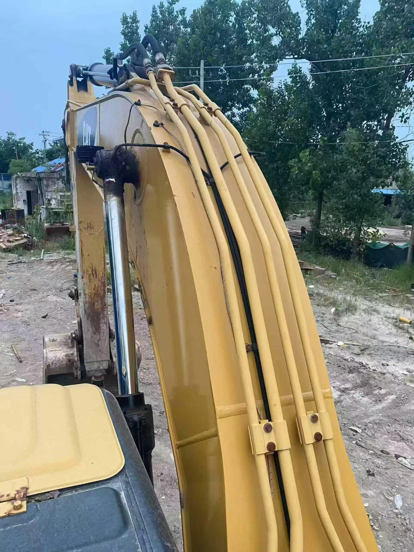 Buy Caterpillar 320D Used Excavator / 9