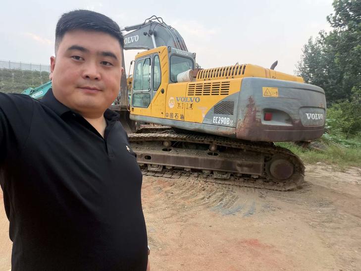 Buy Volvo EC290 Used Excavator / 1