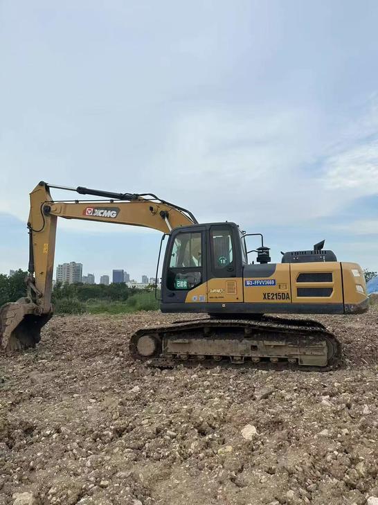 Buy XCMG XE215 Used Excavator / 1